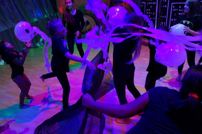 Halloween party games